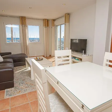 Lägenhet Marina Apartments, 73 7 *